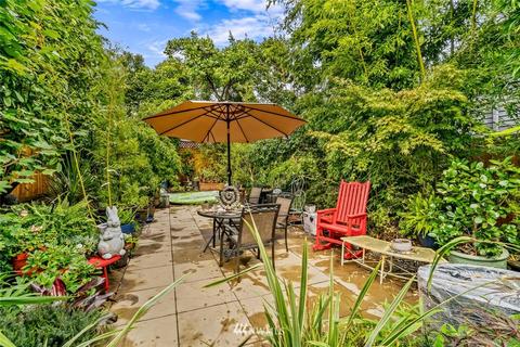 736 N 70th St, Seattle, WA 98103 photo 23