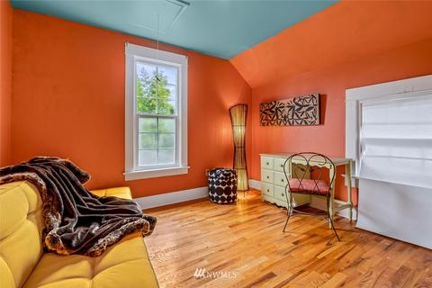 736 N 70th St, Seattle, WA 98103 photo 15