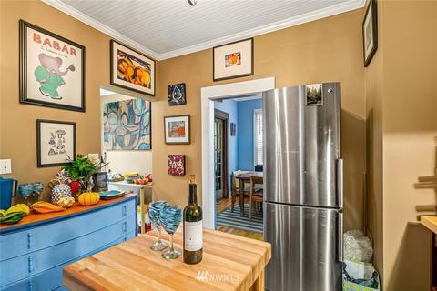736 N 70th St, Seattle, WA 98103 photo 9