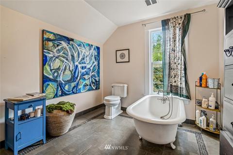 736 N 70th St, Seattle, WA 98103 photo 17