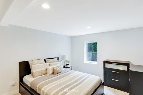 345 N 80th St, Seattle, WA 98103 photo 8