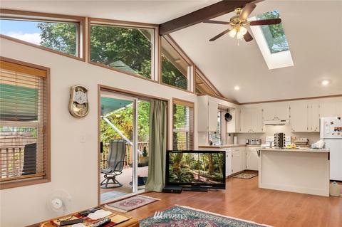 10044 NE 201st St, Bothell, WA 98011 photo 6