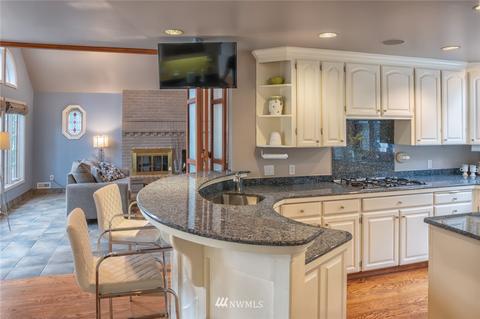 21126 47th Dr SE, Bothell, WA 98021 photo 3