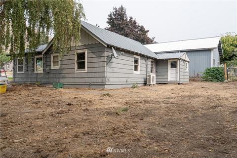 220 E Gibson, Chelan, WA 98816 photo 2
