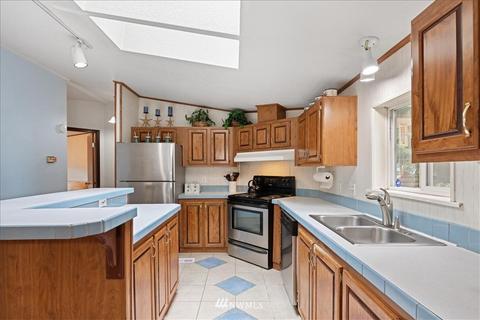 46607 Baker Loop Rd, Concrete, WA 98237 photo 9