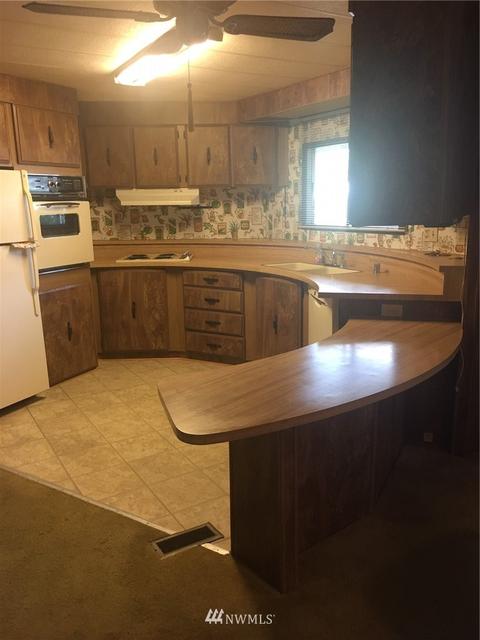 12605 E Gibson Rd #47, Everett, WA 98204 photo 4