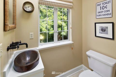 1982 Shenandoah Dr E, Seattle, WA 98112 photo 15