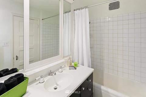 1982 Shenandoah Dr E, Seattle, WA 98112 photo 28