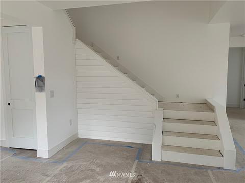 20405 Diamondhead Ln E, Orting, WA 98360 photo 3