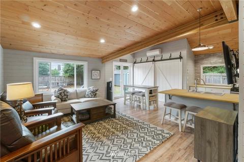 420 Sumner Ave, Sumner, WA 98390 photo 3