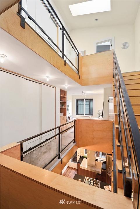 1804 E John St, Seattle, WA 98112 photo 24