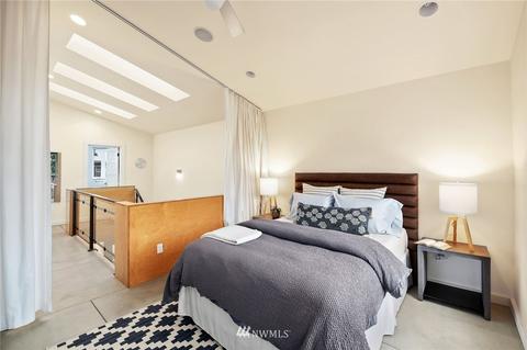 1804 E John St, Seattle, WA 98112 photo 31