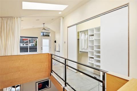 1804 E John St, Seattle, WA 98112 photo 33