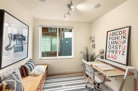 1804 E John St, Seattle, WA 98112 photo 22