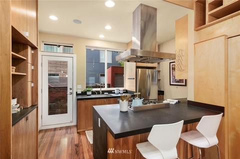 1804 E John St, Seattle, WA 98112 photo 15