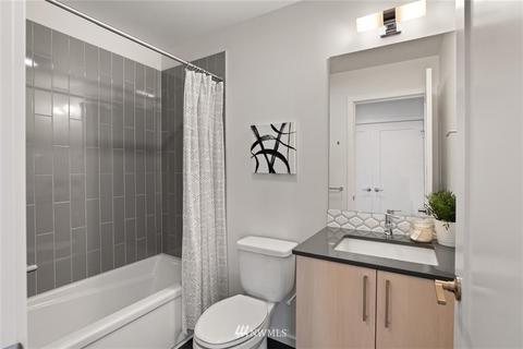 216 17th Ave E, Seattle, WA 98112 photo 14