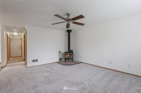 420 Brown Way SE, Orting, WA 98360 photo 4