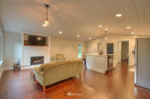 28302 SE 472nd St, Enumclaw, WA 98022 photo 4