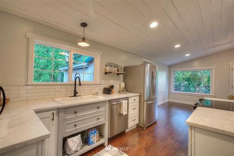 28302 SE 472nd St, Enumclaw, WA 98022 photo 6
