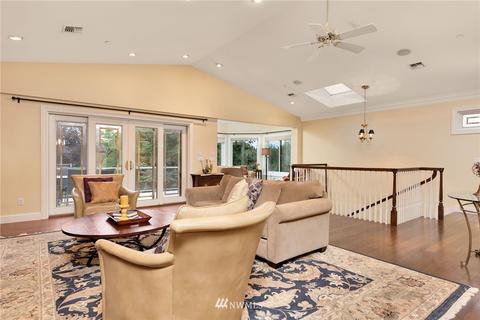 3301 E John St, Seattle, WA 98112 photo 10