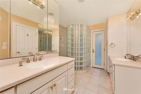 3301 E John St, Seattle, WA 98112 photo 23