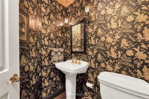 3301 E John St, Seattle, WA 98112 photo 17