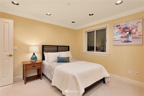 3301 E John St, Seattle, WA 98112 photo 26