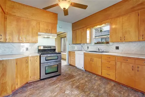 2807 Leonard Dr, Everett, WA 98201 photo 10