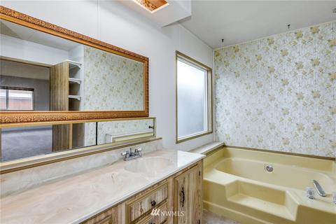 1121 244th St SW #15, Bothell, WA 98021 photo 22