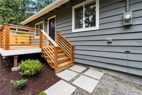 15 231st St SE, Bothell, WA 98021 photo 2
