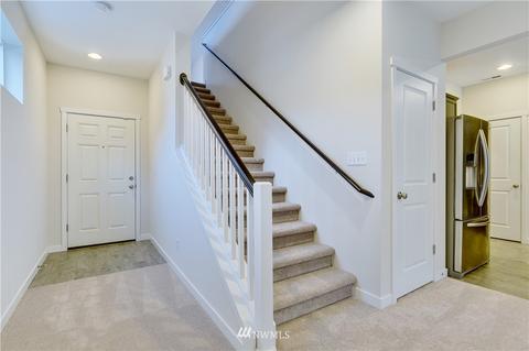 9331 5th Dr SE, Everett, WA 98208 photo 2