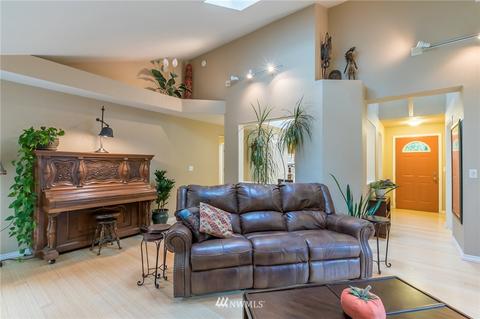 1216 Devon Loop NE, Olympia, WA 98506 photo 5