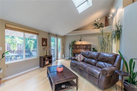 1216 Devon Loop NE, Olympia, WA 98506 photo 3
