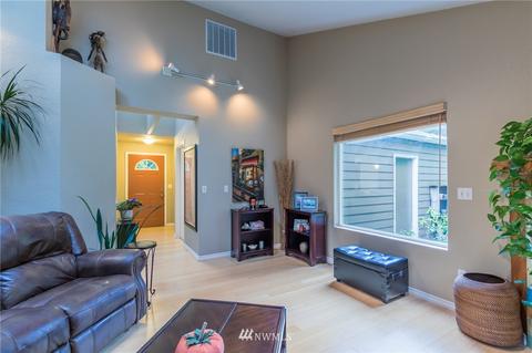 1216 Devon Loop NE, Olympia, WA 98506 photo 4