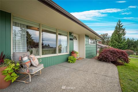 215 E View Ridge Dr, Everett, WA 98203 photo 3