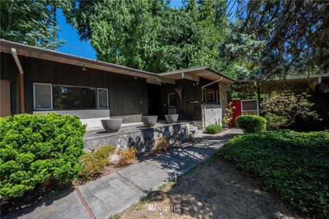 18334 94th Ave NE, Bothell, WA 98011 photo 1