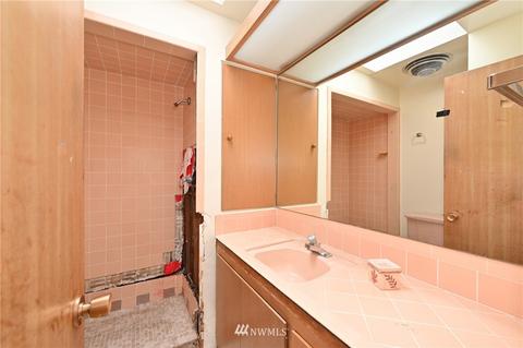 18334 94th Ave NE, Bothell, WA 98011 photo 32