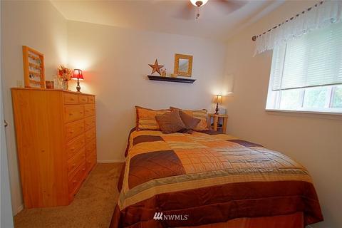 1215 Davis Ave, Enumclaw, WA 98022 photo 8