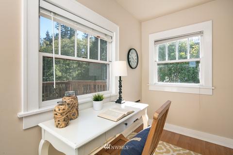 4517 Seahurst Ave, Everett, WA 98203 photo 9