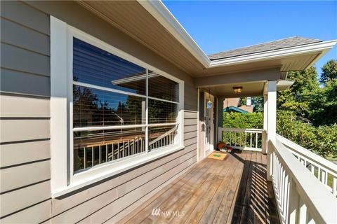 1020 Loraine St, Enumclaw, WA 98022 photo 5