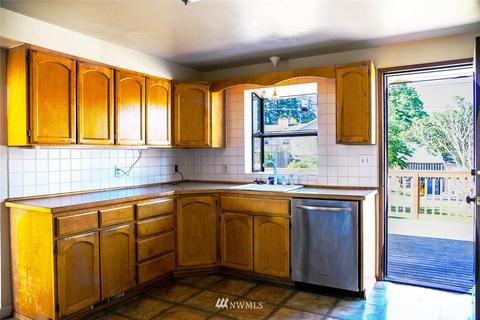5108 Rucker, Everett, WA 98203 photo 9