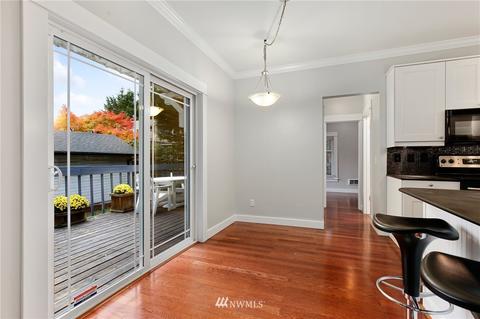 2311 E Pine St, Seattle, WA 98122 photo 4