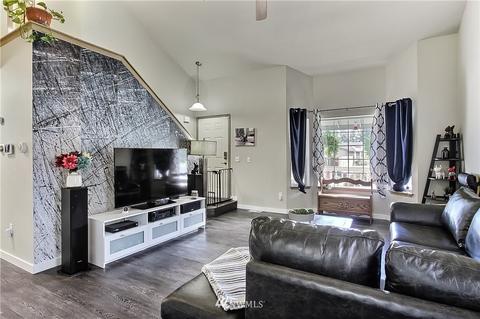 22804 34th Avenue Ct E, Spanaway, WA 98387 photo 4