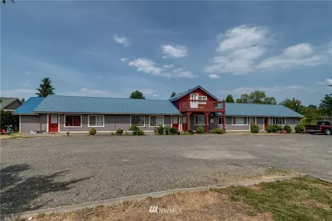 616 Robinson St, Everson, WA 98247 photo 2