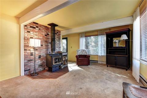 7415 Upper Ridge Rd, Everett, WA 98203 photo 3