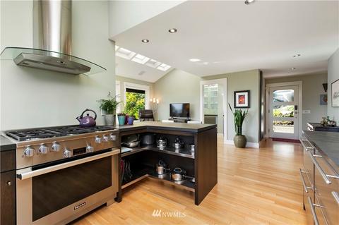 819 Hillside Dr E, Seattle, WA 98112 photo 18