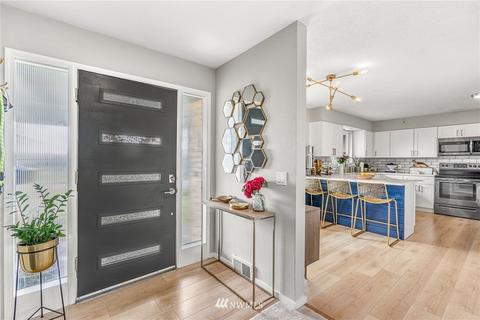 2303 5th St, Everett, WA 98201 photo 8