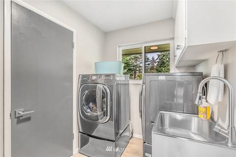 2303 5th St, Everett, WA 98201 photo 29
