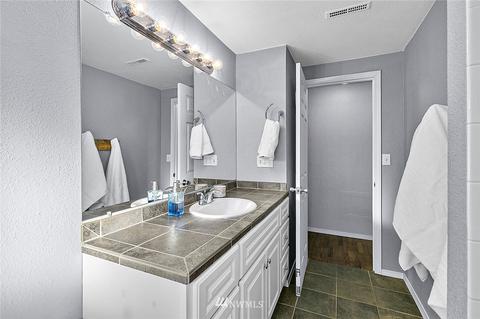 15027 74th St E, Sumner, WA 98390 photo 18