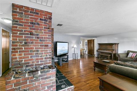 15027 74th St E, Sumner, WA 98390 photo 8